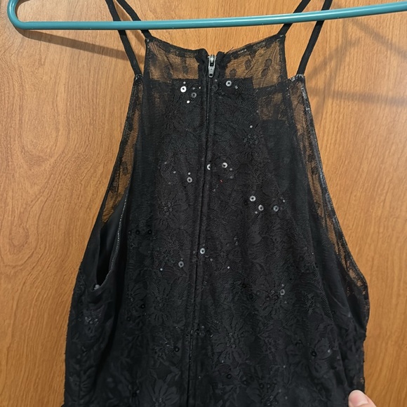 Jodi Kristopher Sequin and Lace Dress - Picture 2 of 6